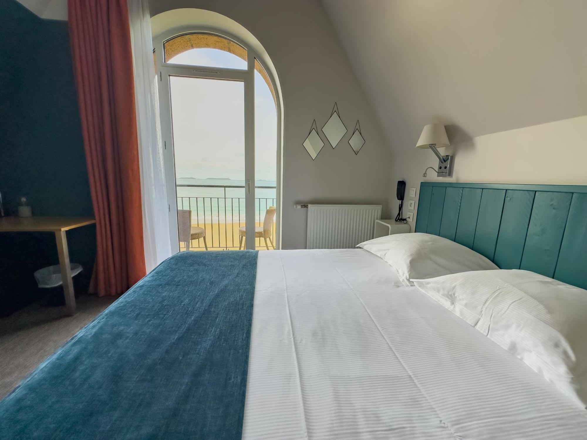 Logis Hotel Ker Mor Perros-Guirec Exterior photo