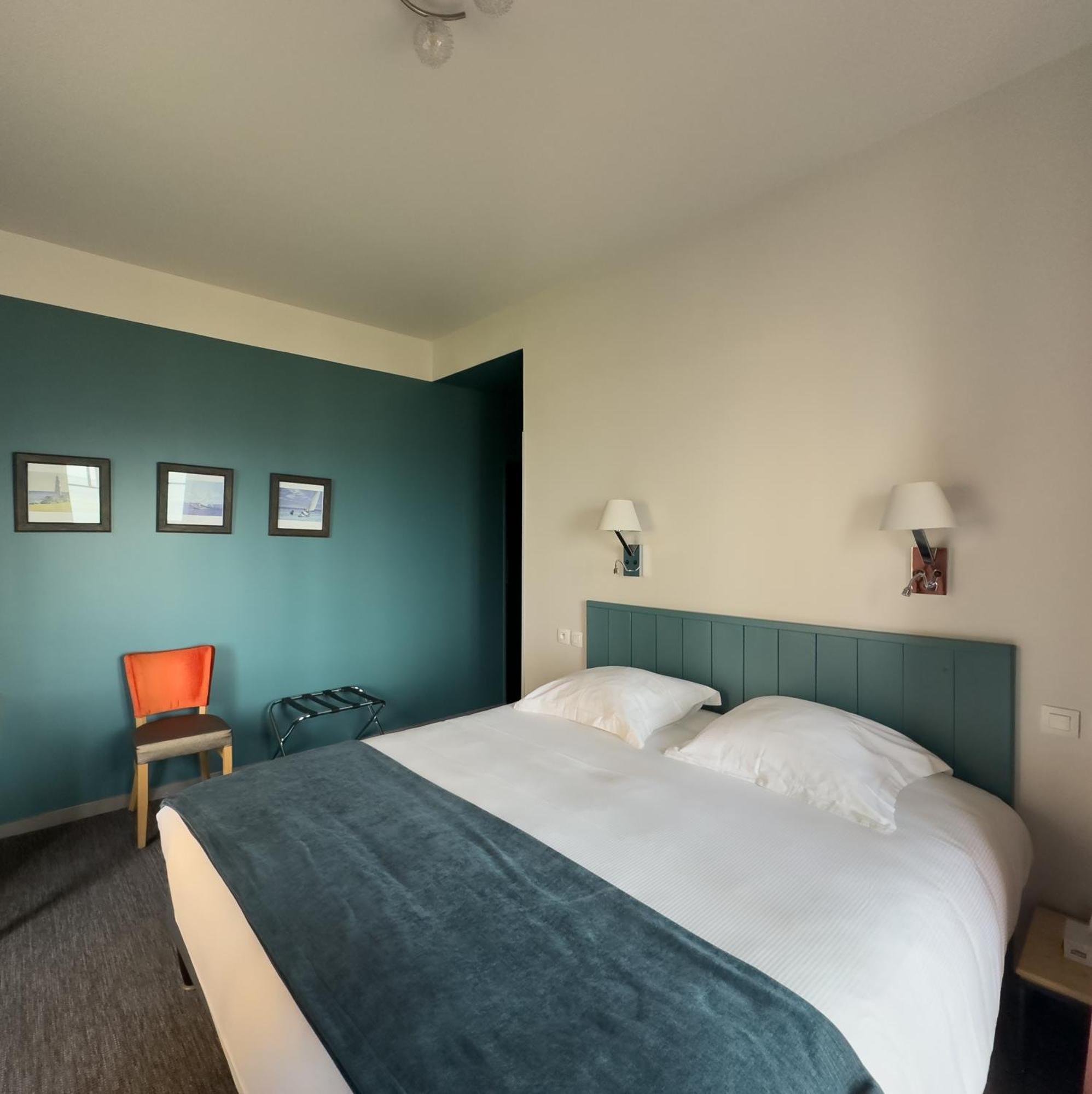 Logis Hotel Ker Mor Perros-Guirec Exterior photo